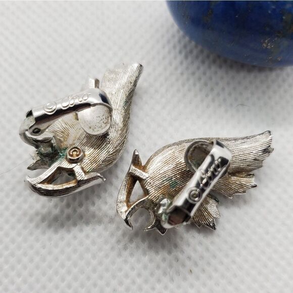 Vintage Coro Silver Leaf Clip-On Earrings - Picture 5 of 5